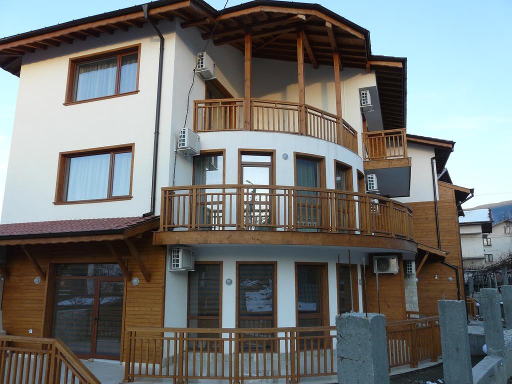 Yuliya Guest House Saparewa Banja Exterior foto