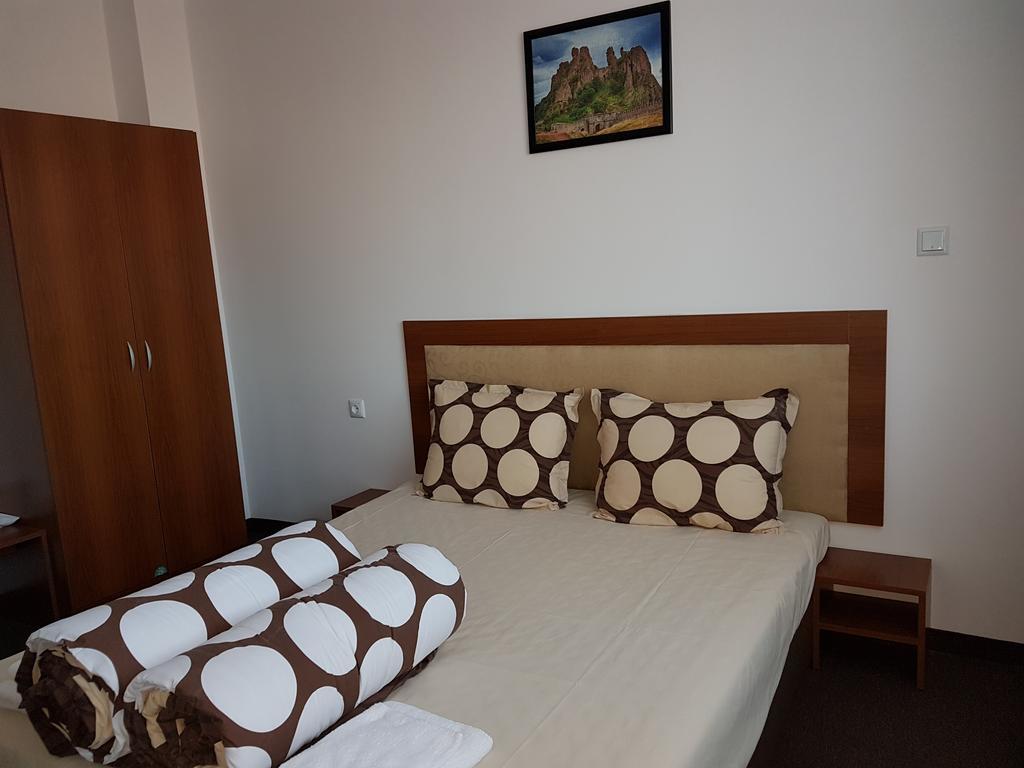 Yuliya Guest House Saparewa Banja Exterior foto